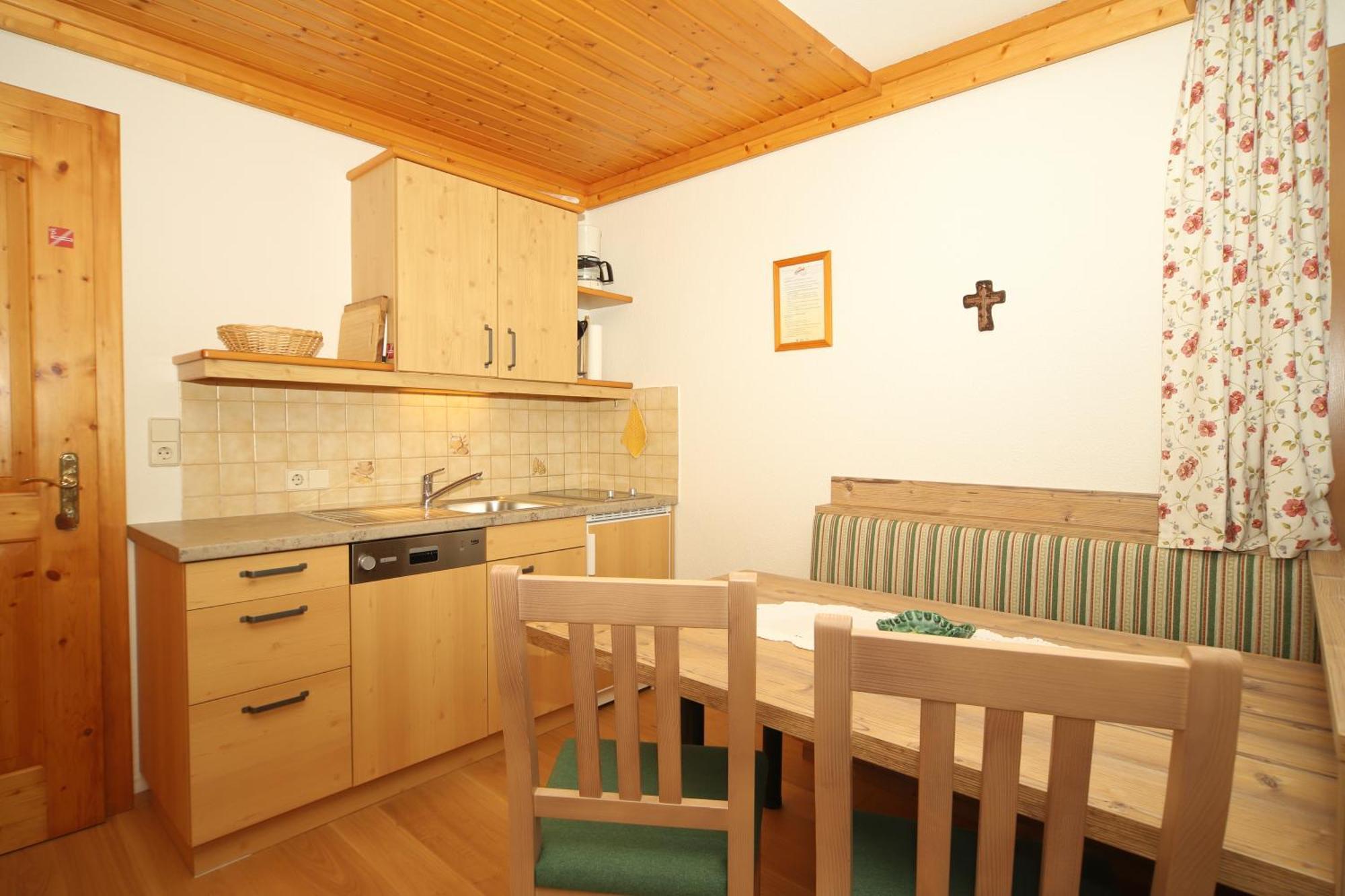 Linarhof Apartment Urlaub Am Bio Bauernhof Haus im Ennstal Oda fotoğraf