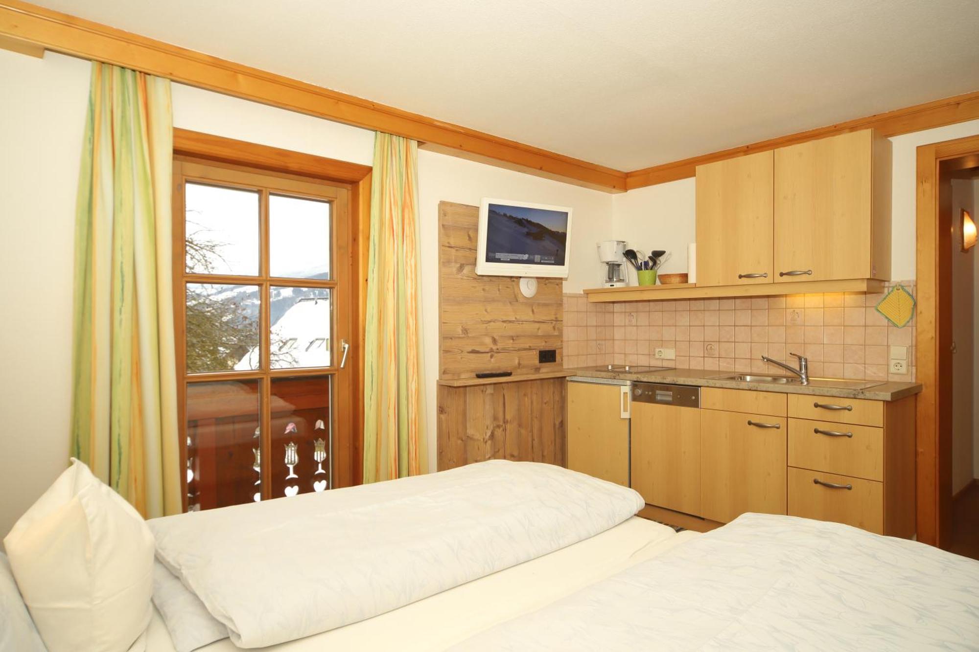 Linarhof Apartment Urlaub Am Bio Bauernhof Haus im Ennstal Oda fotoğraf