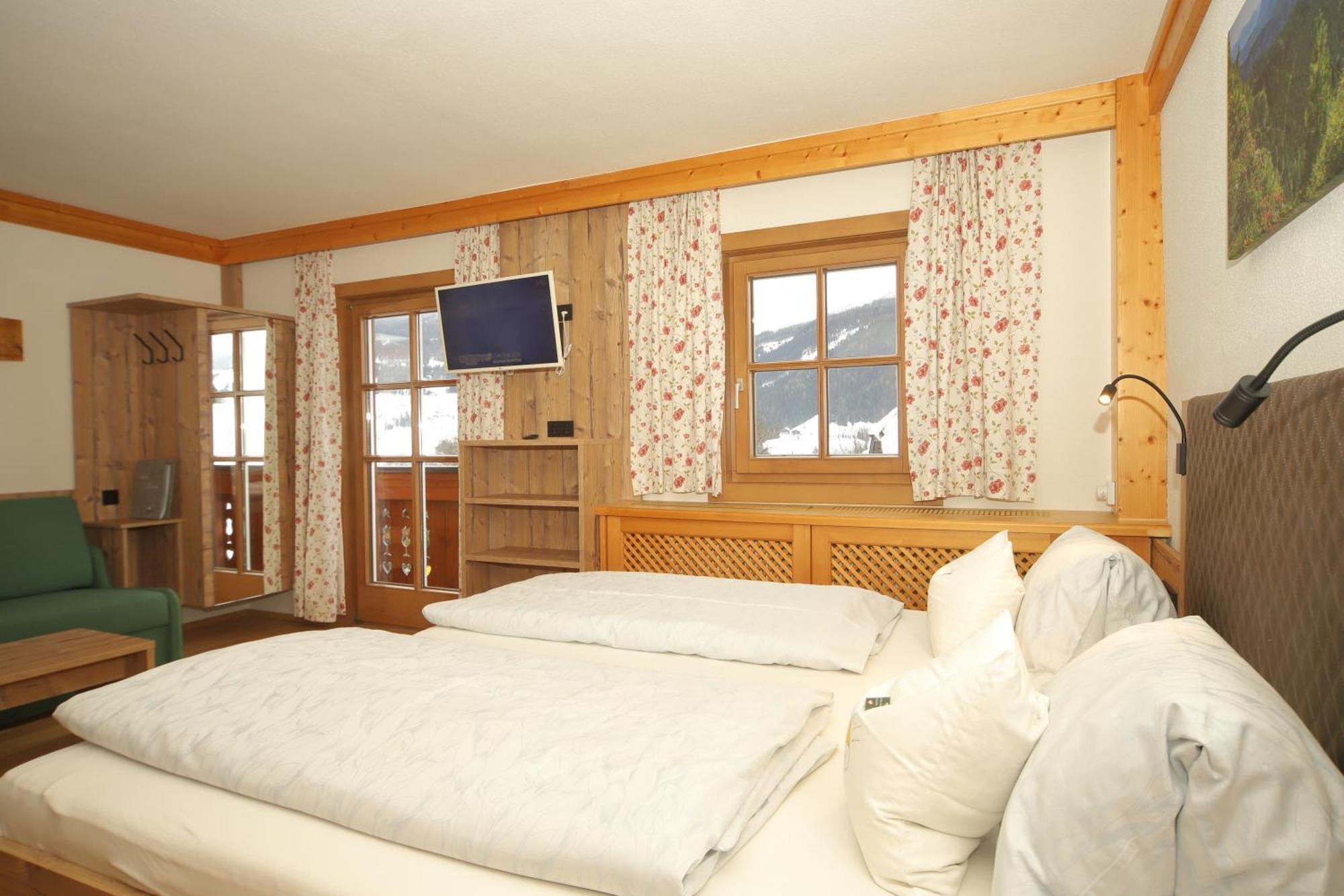 Linarhof Apartment Urlaub Am Bio Bauernhof Haus im Ennstal Dış mekan fotoğraf